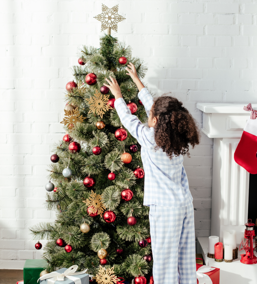 Kunstkerstboom met verlichting kopen? Je doet het bij KoopKerstverlichting.nl!